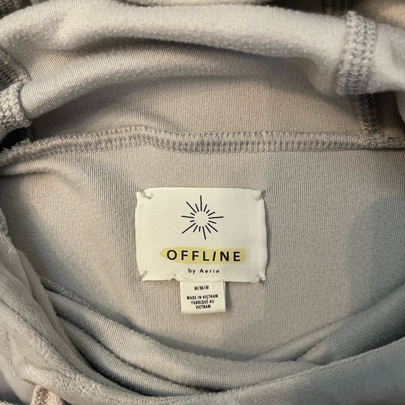 Offline by Aerie Cropped Velour Hoodie Size M - Picture 5 of 6